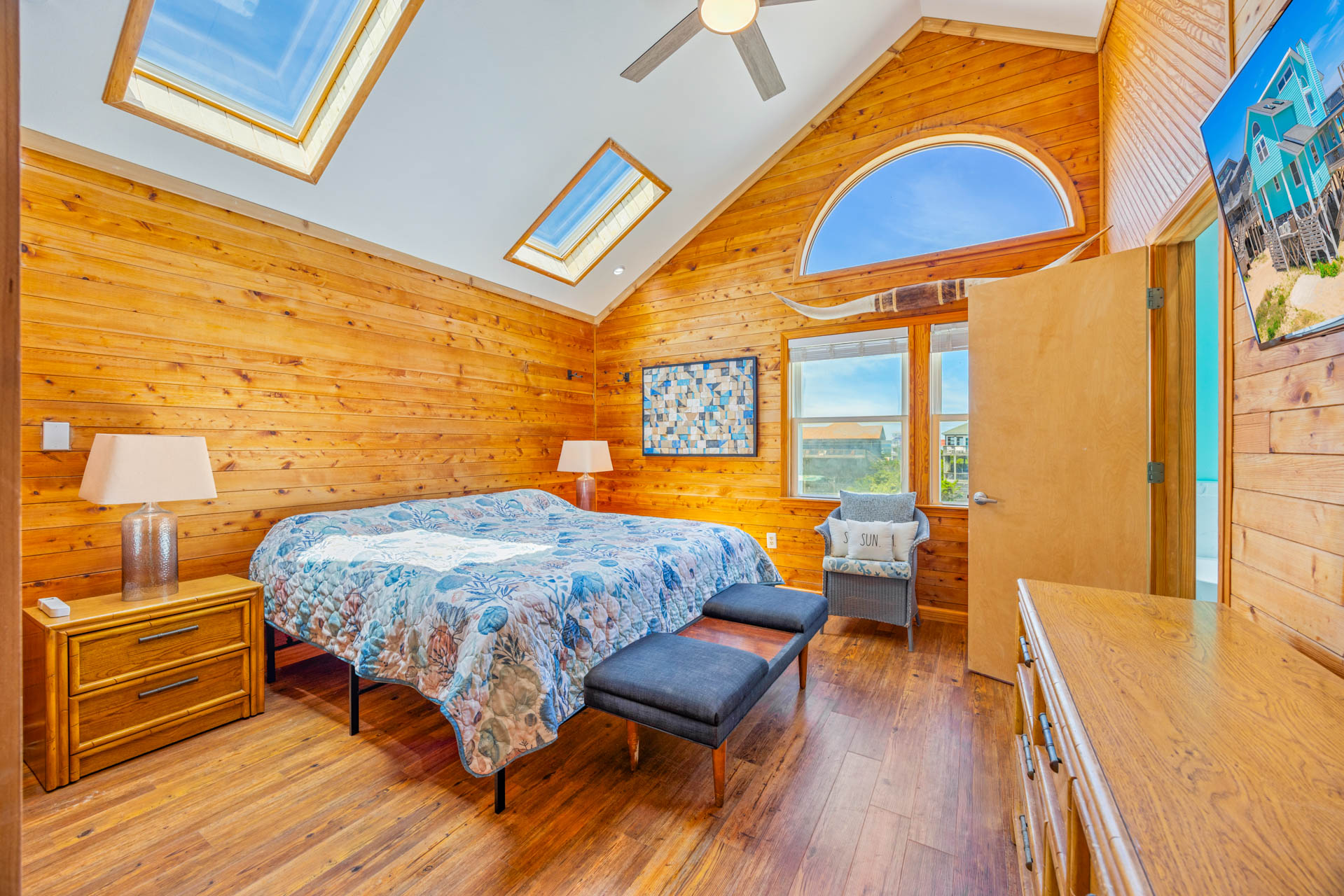 Surf Or Sound Realty 964 Seas The Day Bedroom 1 1