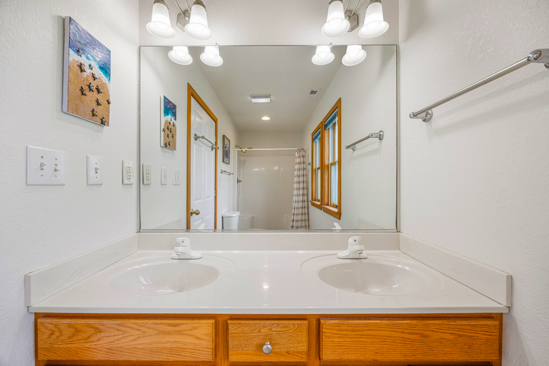 Surf Or Sound Realty 1260 Bangarang Beach House Bedroom 1 3