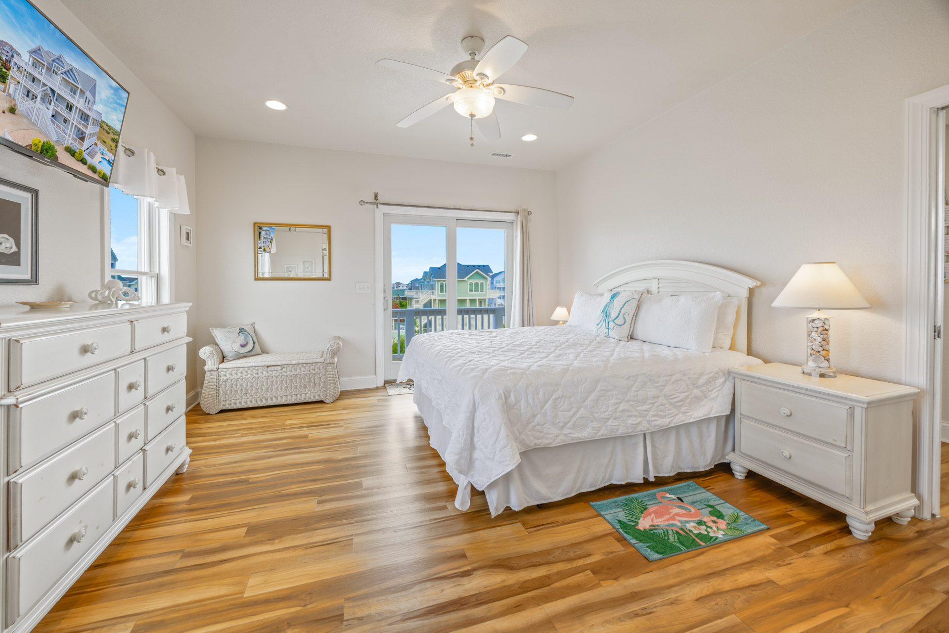Surf Or Sound Realty 840 Lucky Oyster Bedroom 1 2