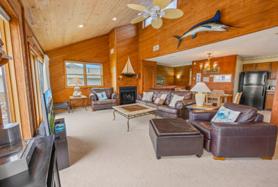 Surf Or Sound Realty 29 Two Cay Seas Great Room 1