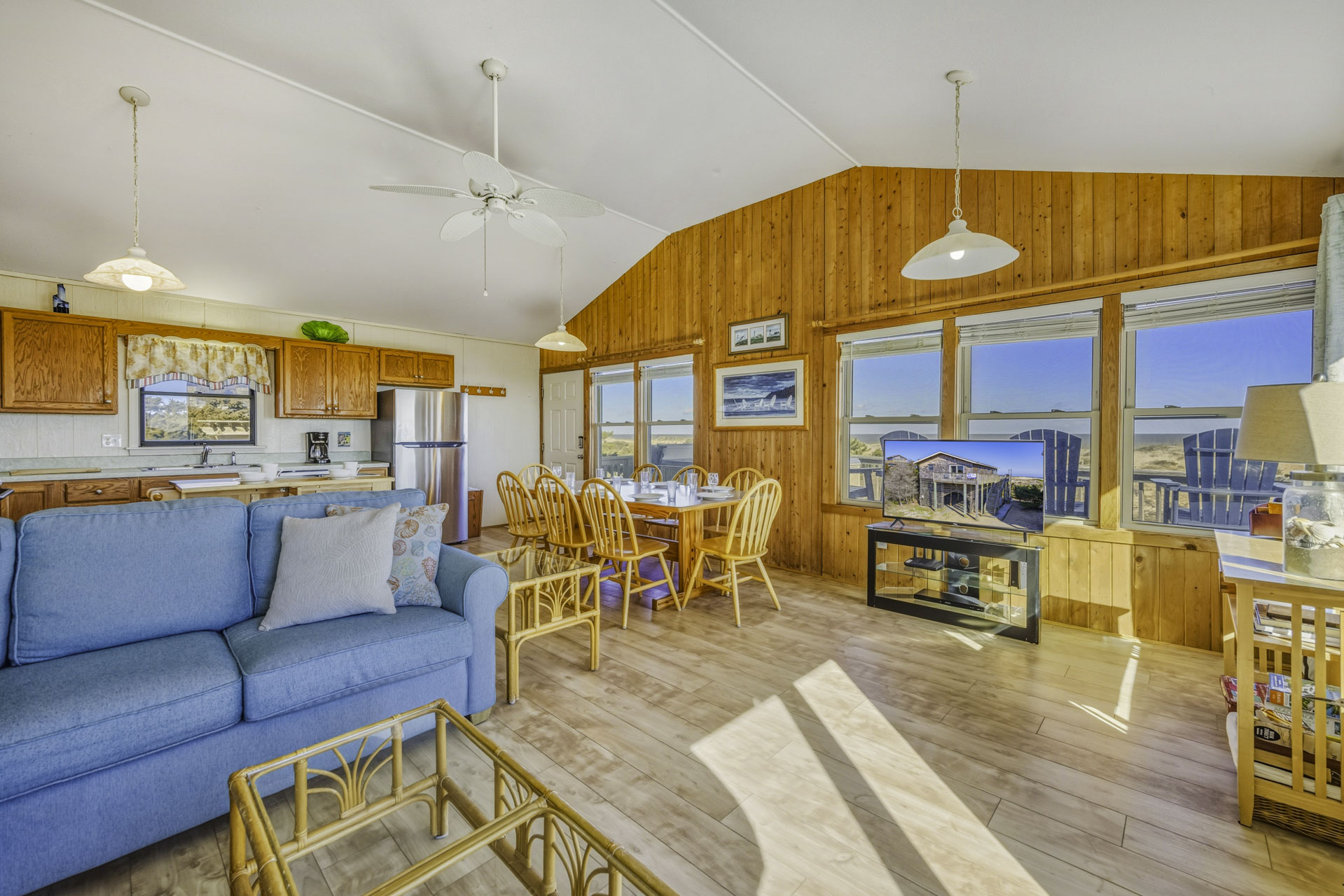 Surf Or Sound Realty 874 Bella Beach Box Great Room 2