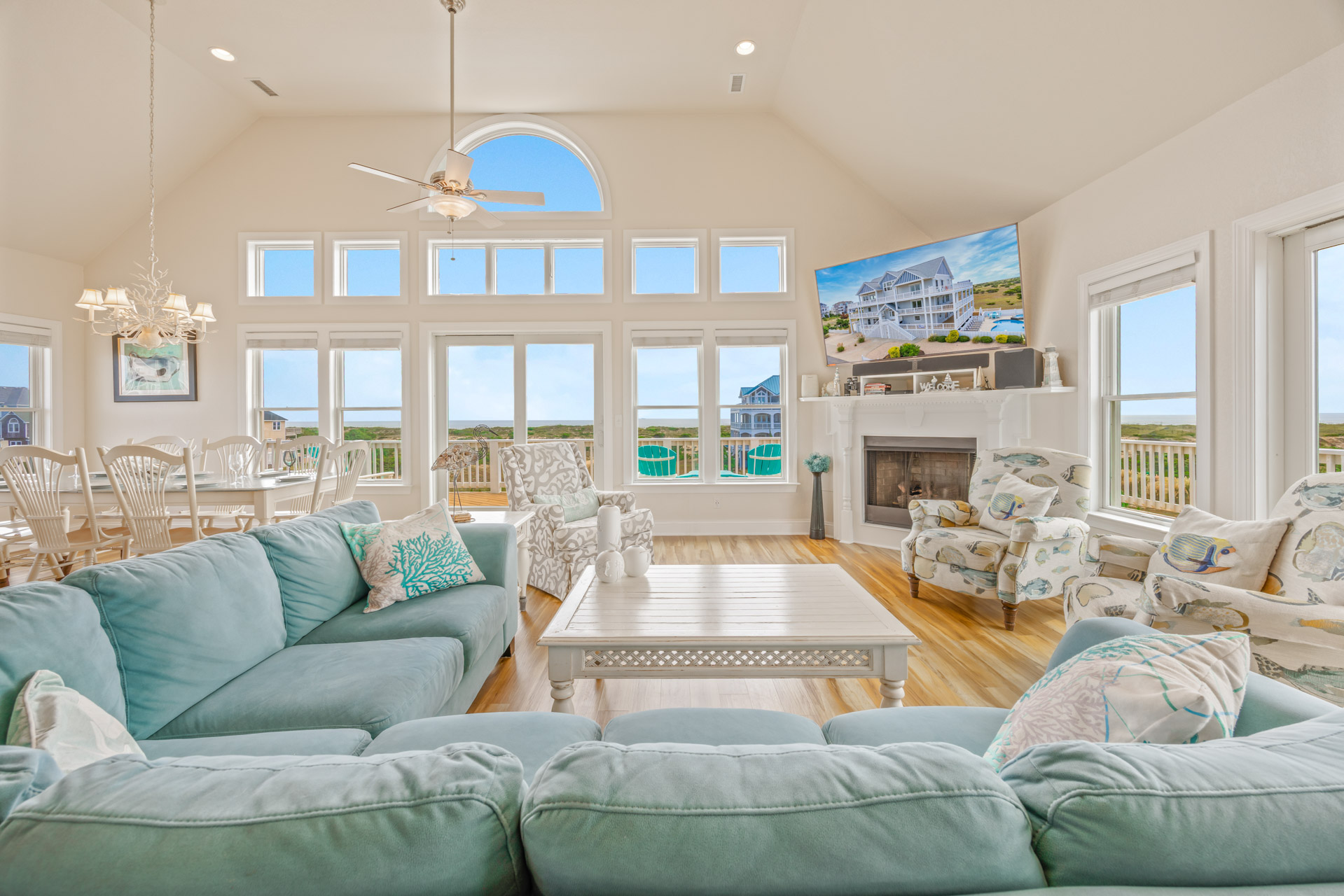 Surf Or Sound Realty 840 Lucky Oyster Great Room 6