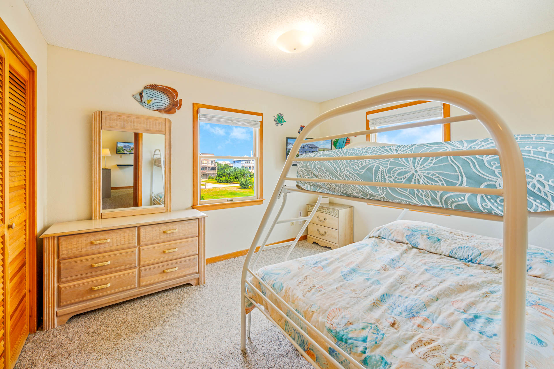 Tranquil Waves - #1208 | Surf or Sound